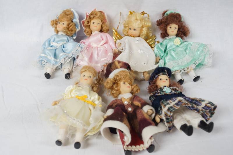 lot 2393 image: Lot of Colonial Style Collectible Dolls