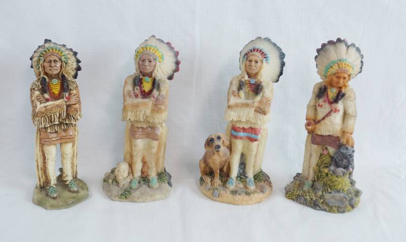lot 2421 image: Set of 4 Indian Chief Figurines - Native American Collectibles