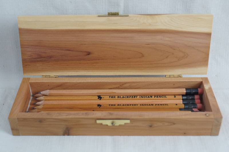 lot 2435 image: Nine (9) Vintage Blackfeet Indian No.2 CEDAR Pre-sharpened Pencils with Original Branded Cedar Wood Box - Unused Pencils - Excellent Condition