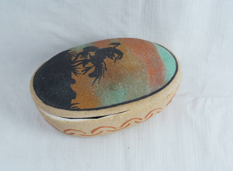 lot 2446 image: Native American Indian - Trail of Tears Trinket Box