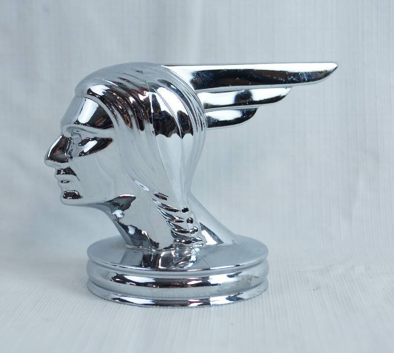 lot 2449 image: Very Unique Silver Colored Indian Chiefs Head - (Plastic w Silver Chrome Coating) - COOL