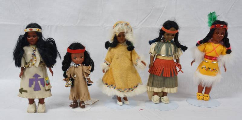lot 3484 image: Lot of 5 Vintage and More Native American Indian PrincessDolls - See Pics - One has Papoose Twins - COLLECTIBLE
