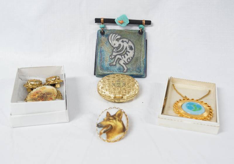 lot 2003 image: Lot of Jewelry, Brooches, Powder Compact and more See Pics