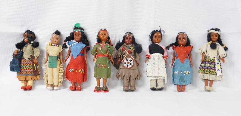 lot 2090 image: Lot of 8 Very Collectible Native American Dolls - Various Brands, Ages and Styles - Awesome