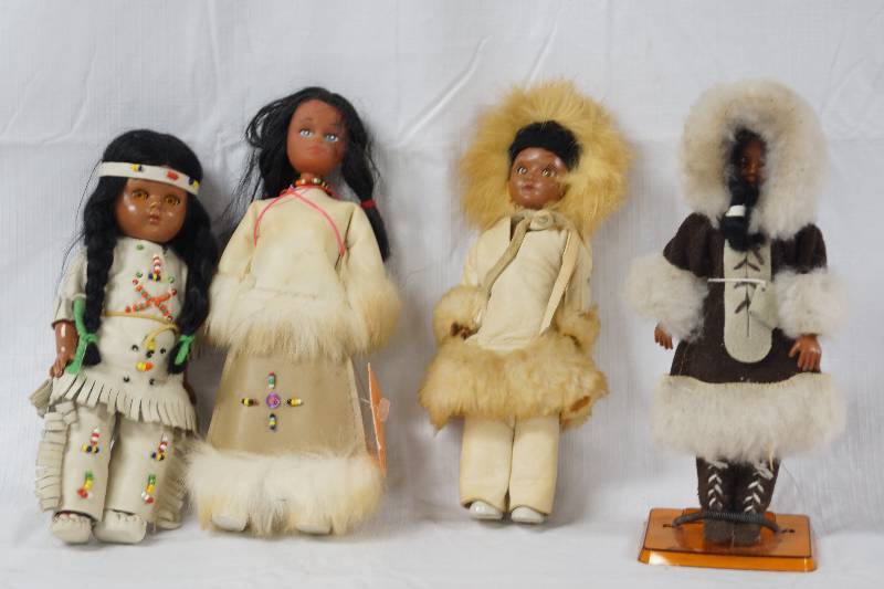 lot 2092 image: Lot of 4 Very Collectible Native American Eskimo Dolls - Various Brands, Ages and Styles