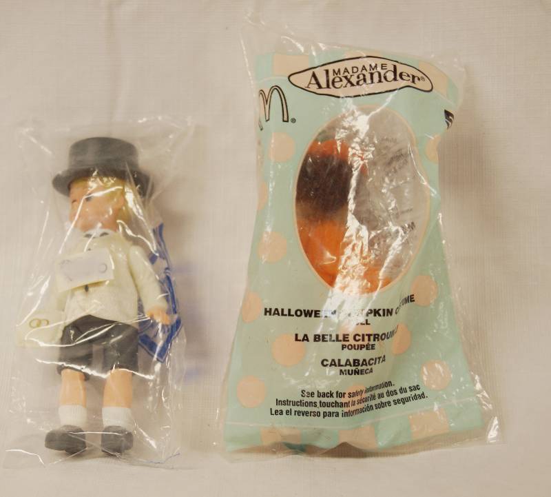 lot 2116 image: Madame Alexander McDonalds Toys - Very Cute