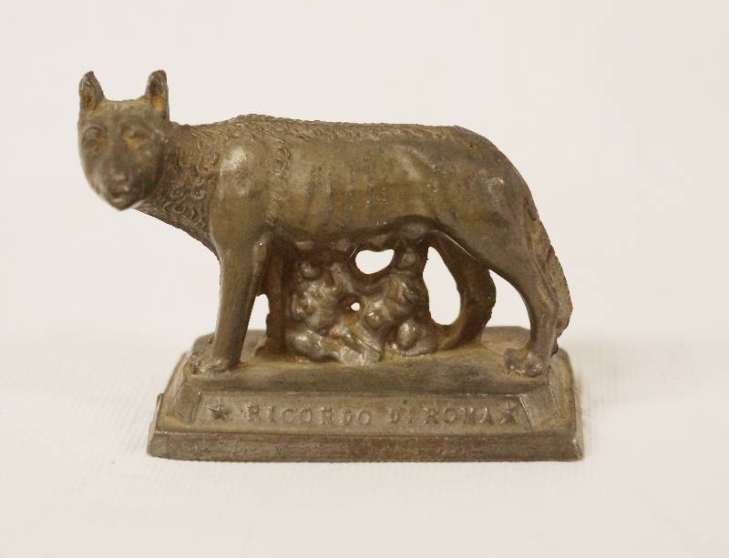 lot 2122 image: Romulus and Remus Figurine - Very Neat