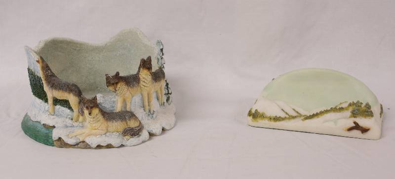 lot 2129 image: Wolf Candle Holder and Soap Dish - Very Cool