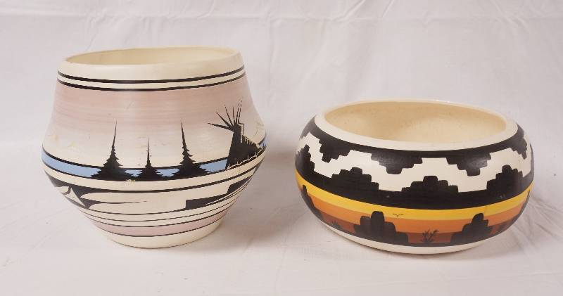 lot 2151 image: Native American Style Pottery - See Photos for Details