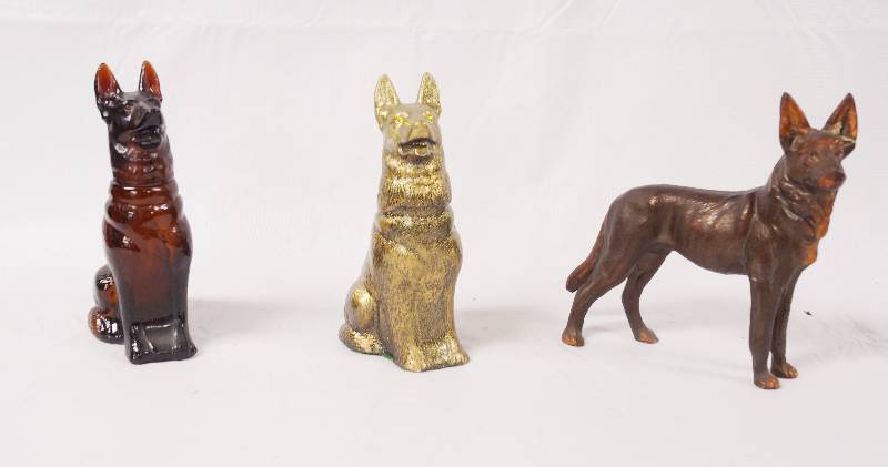 lot 2152 image: Lot of Dog Figurines - See Photos for Details