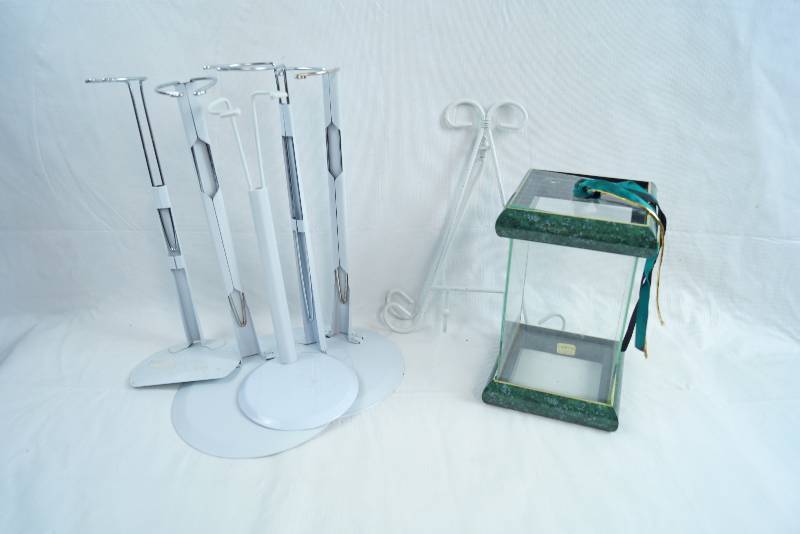 lot 2290 image: Lot of Doll Stands, Plate Holder, and Figurine Display Case - Very Cool
