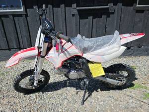 lot 7602 image: Unused&nbspRFZ X15 125cc Pit Bike Dirt Bike