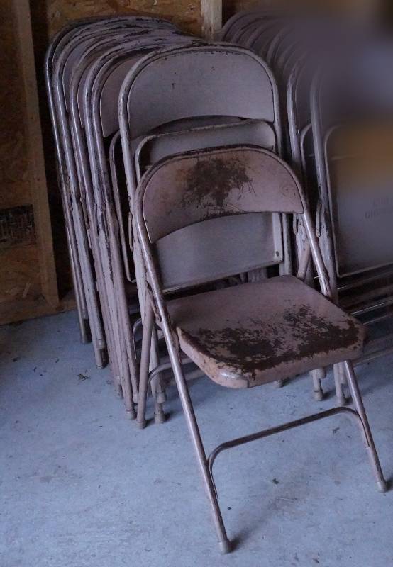 lot 6392 image: Lot of 12 Commercial Metal Folding Chairs - Great for Parties or Cook Outs