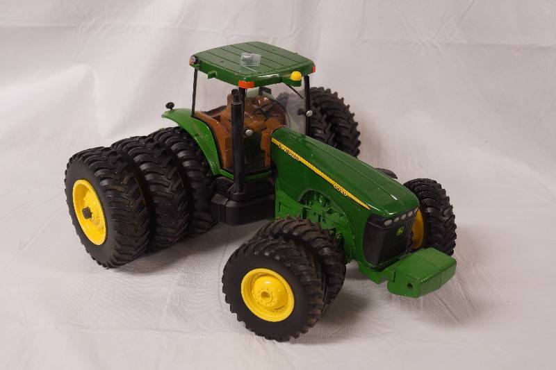 lot 2236 image: John Deere Tractor 8520 - Die Cast Metal Replica - Detailed w moving parts - 4tractor tires - this is BIGGER than pics look