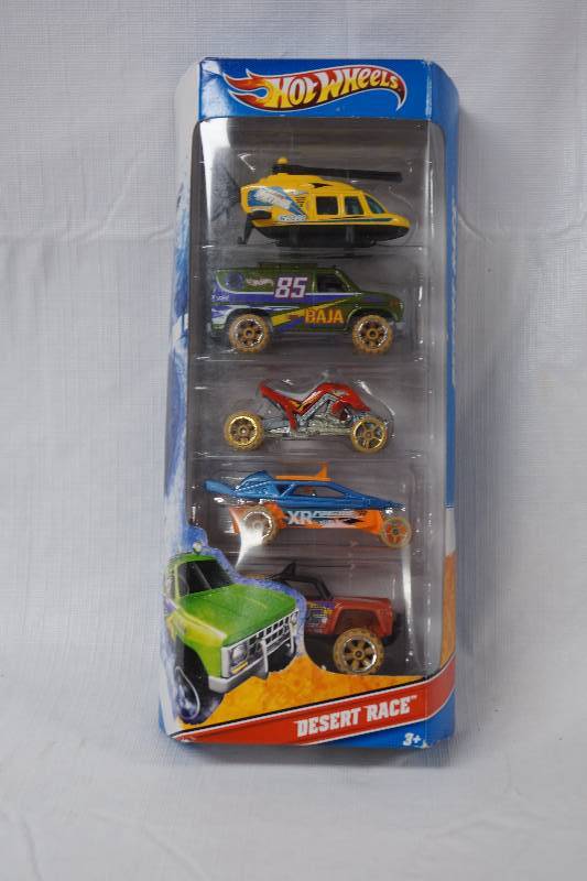 lot 2381 image: Package w 5 Hot Wheels- New in Box