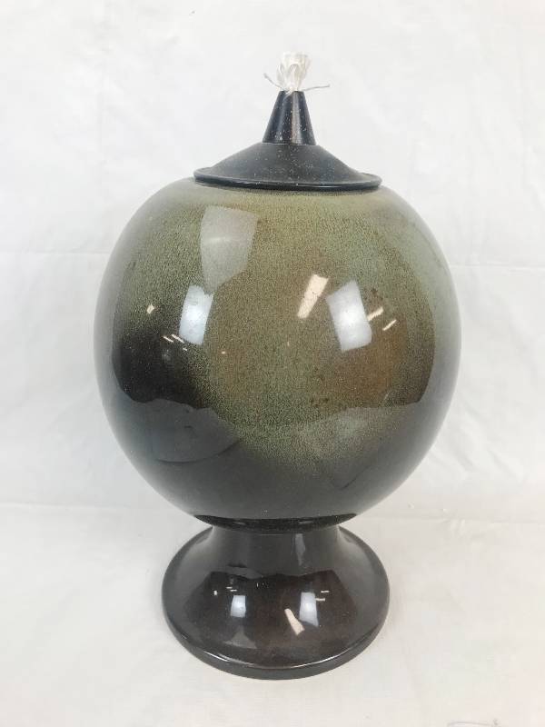 lot 9658 image: 13 Outdoor Garden Lantern- Wow