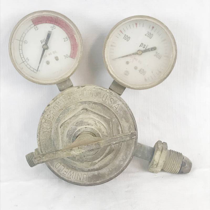 lot 3054 image: PSI Gas Gauge- Cool