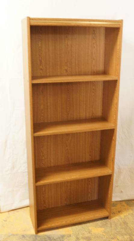 lot 3194 image: Wooden Shelving Unit - See photos for Measurements