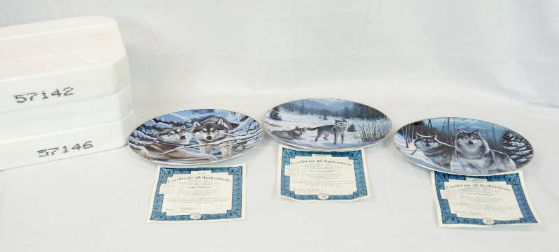 lot 3205 image: Lot of 3 Plates from the Forest Sentinels Collection - Neat