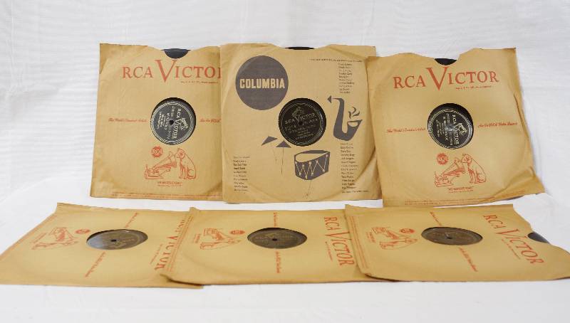 lot 3155 image: Lot of Vintage RCA Victor Records - 78 rpm - See Photos for Details Collectible
