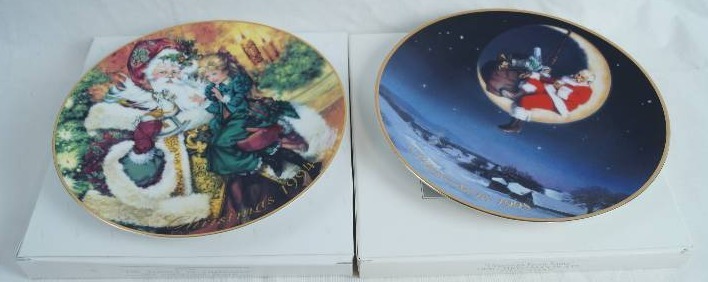 lot 2006 image: Lot of 2 Decorative Christmas Plates - One Avon - See Photos for Details