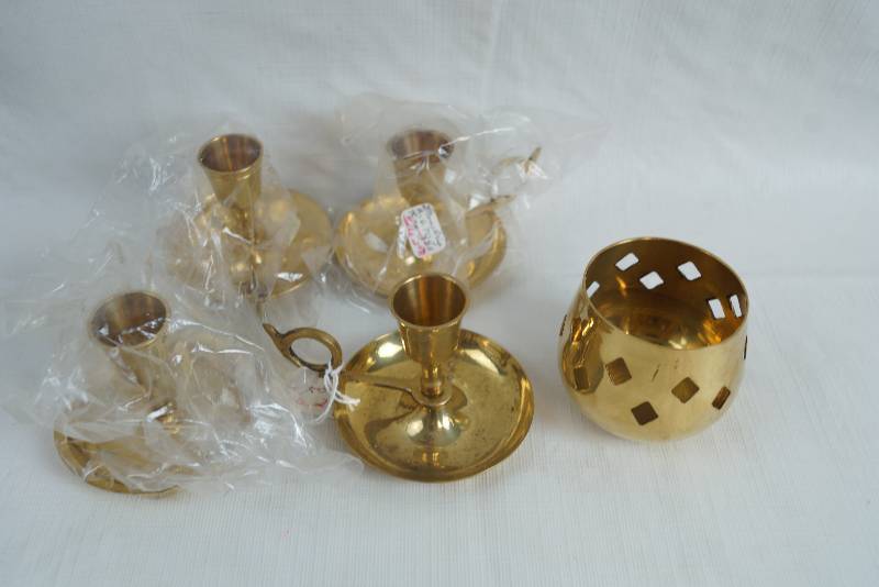lot 2023 image: Lot of Candle Holders - See Photos for Details