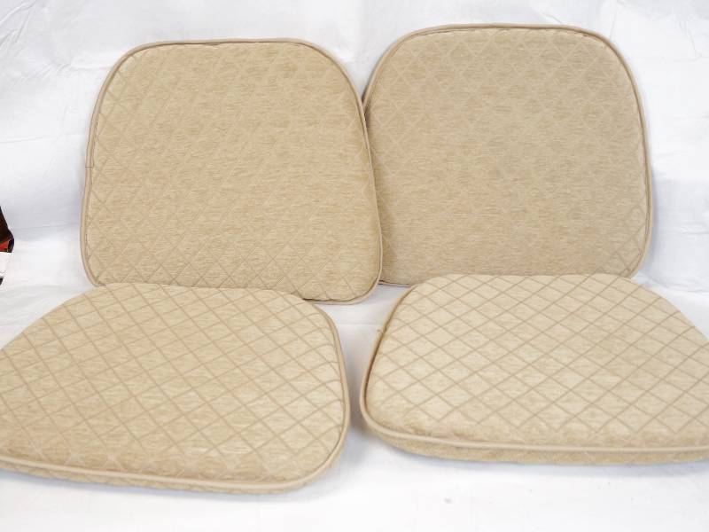 lot 3246 image: Lot of 4 Beige Seat Cushions - See Photos for Details