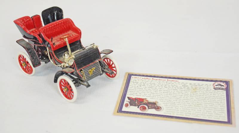 lot 3263 image: 1903 Cadillac Runabout Tonneau - See Photos for Details