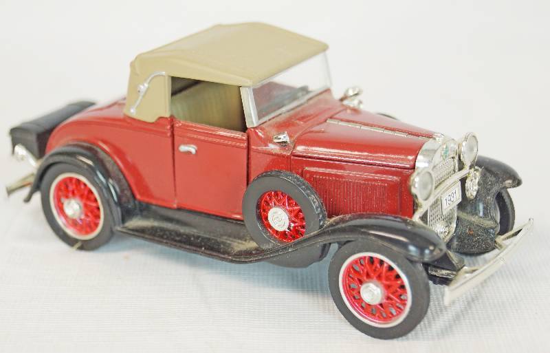 lot 3274 image: 1931 Chevrolet Sports Cabriolet - See Photos for Details