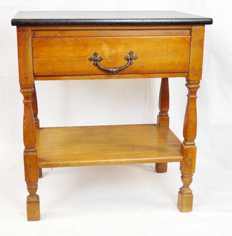 lot 3289 image: Small Bedside Shelving Unit - With Drawer - See Photos for Measurements