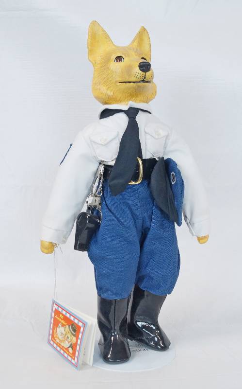 lot 3297 image: German Shepherd Police Dog Porcelain Dog - Pet Personalities By The Heritage Mint - Very cute w doll stand
