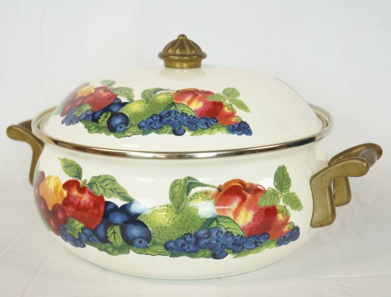 lot 3320 image: Lincoware ORCHARD ROYALE Covered Enamelware Dutch Oven Pot wLid & Brass Handles - NICE