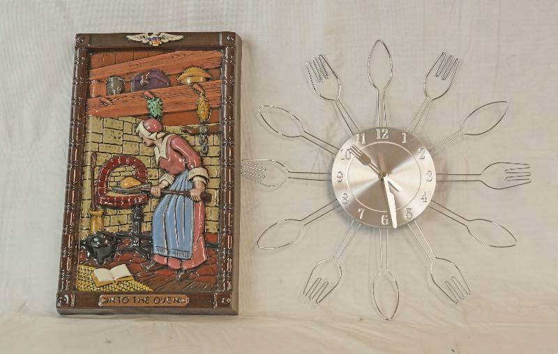 lot 6808 image: Lot of Kitchen Decor - Clock and Into the Oven Picture - neat