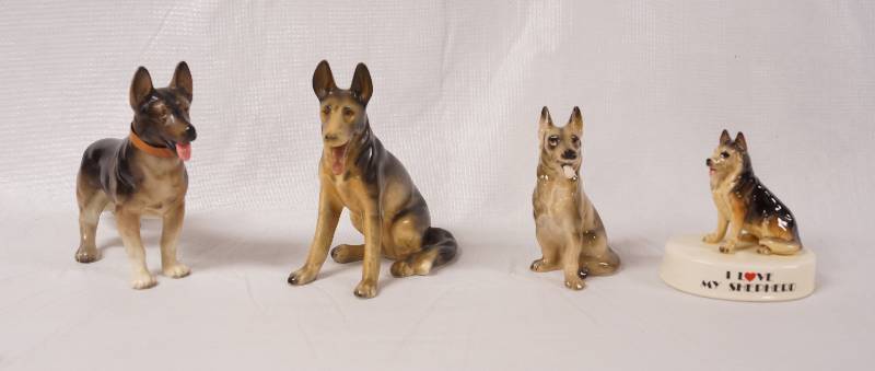 lot 2192 image: Lot of VINTAGE German Shepherd Dog Figurines JAPAN, NATIONAL POTTERIES CO and a newer one too - Cute