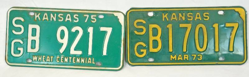 lot 3333 image: Lot of 2 Green Kansas License Plates - Neat