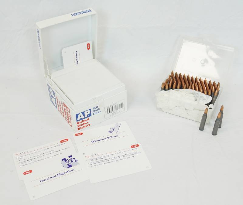 lot 3371 image: USA History Flash Cards and Vintage Ammo - See Photos