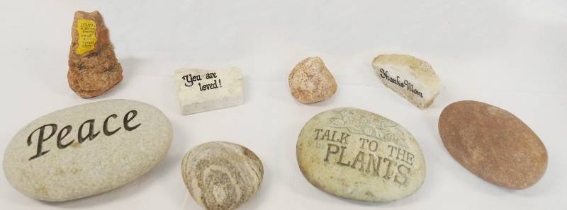 lot 3160 image: Lot of Motivational DeskGarden Rocks - Be inspired