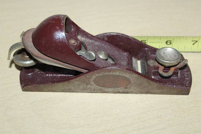 lot 9163 image: Stanley No. 9 12 Plane - See Photos for Details