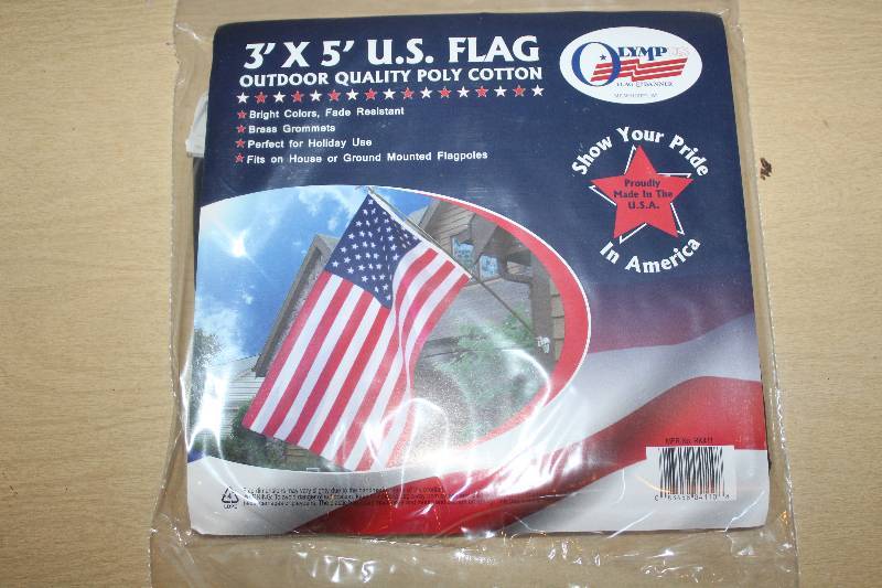 lot 9169 image: 3 x 5 U.S. Flag - Patriotic