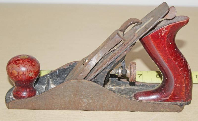 lot 9180 image: Wood Plane