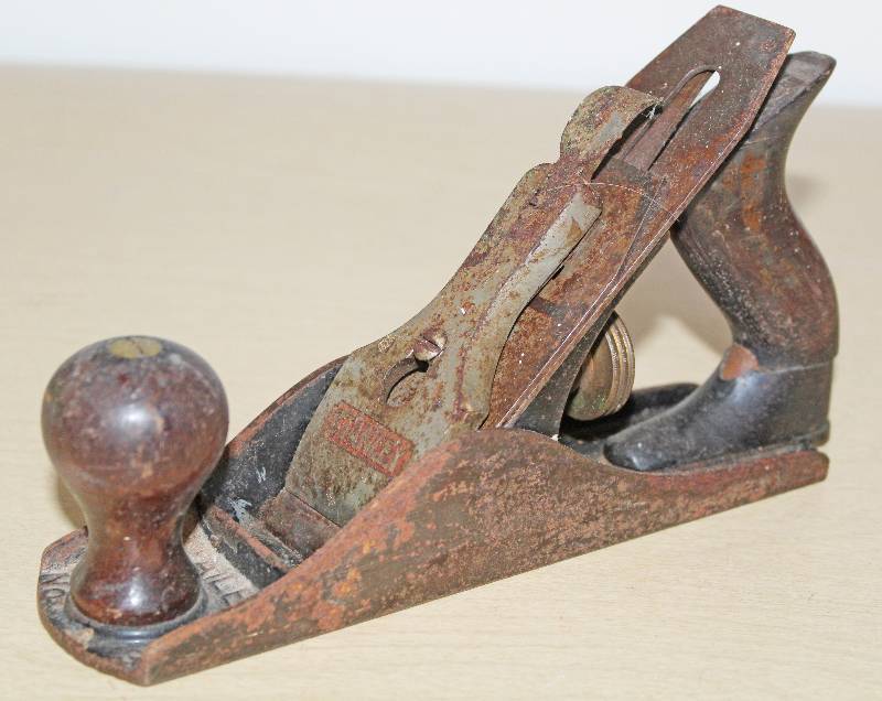 lot 9191 image: Bailey No.3 Wood Plane