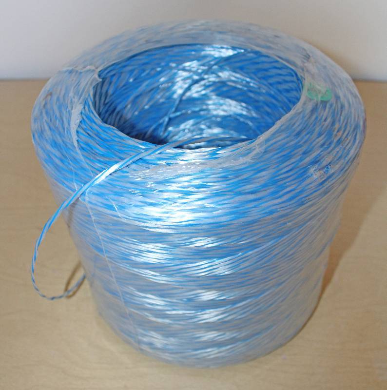 lot 9234 image: Roll of All-Purpose Nylon Twine