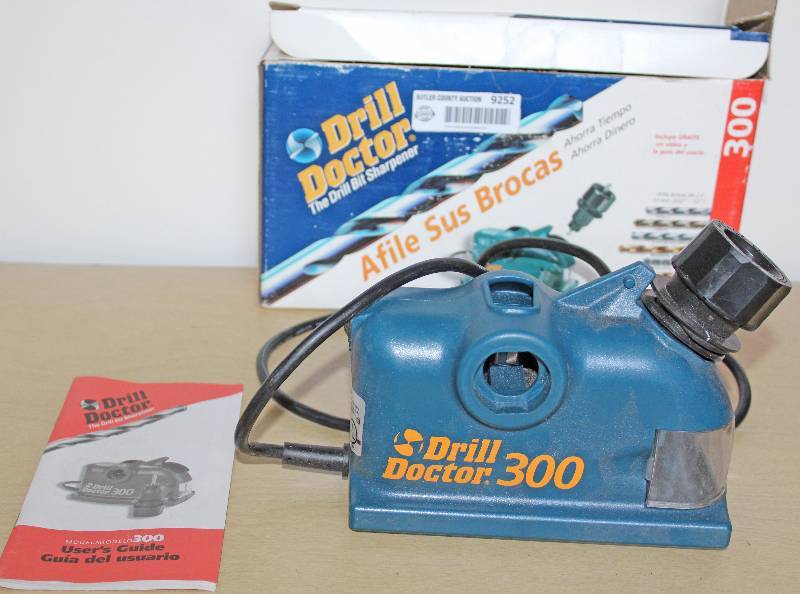 lot 9252 image: Drill Doctor - Model 300 - Drill Bit Sharpener - appears to be unused