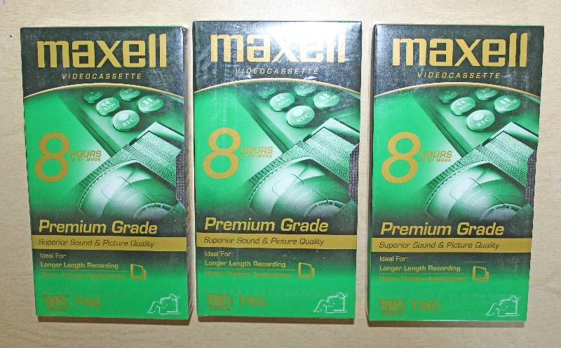 lot 9253 image: 3 UnWrapped Maxell Video Cassette Tapes