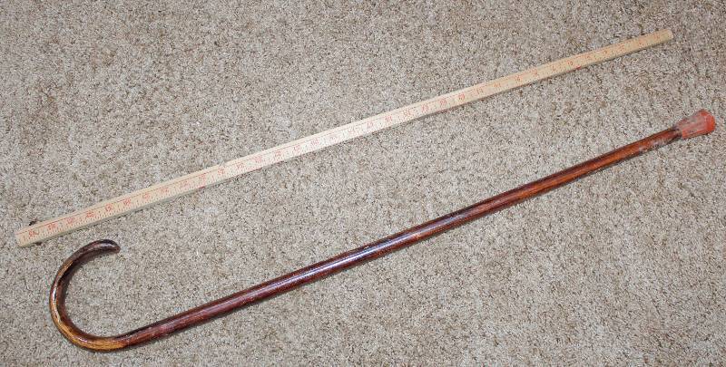 lot 9287 image: Wooden Cane and Wooden WalkingYard Stick Combination