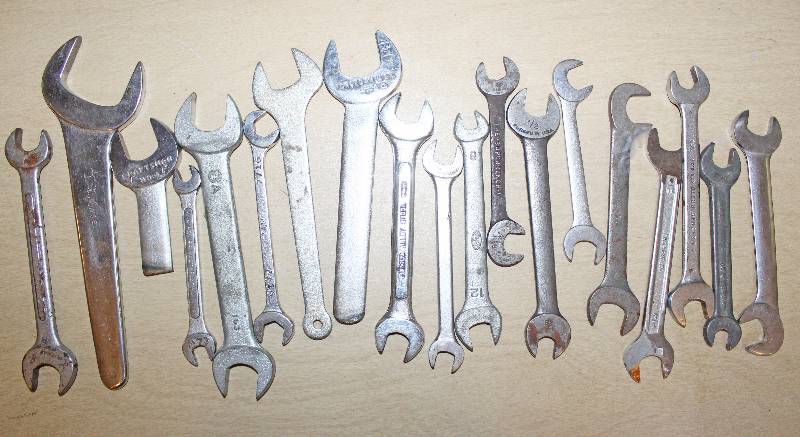 lot 9291 image: Lot of Assorted Open End Wrenches
