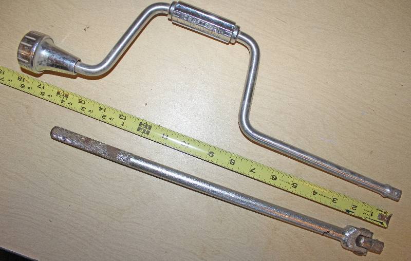 lot 9297 image: 12 Speed Wrench and 12 Break-Over