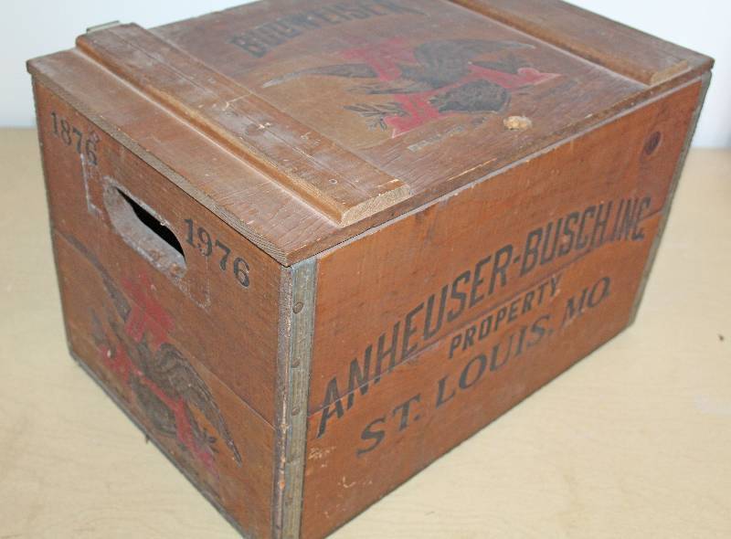 lot 9301 image: Wooden Crate - Anheuser-Busch Inc. - See Photos