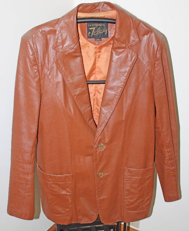 lot 9323 image: Mens Size 40 Leather Jacket
