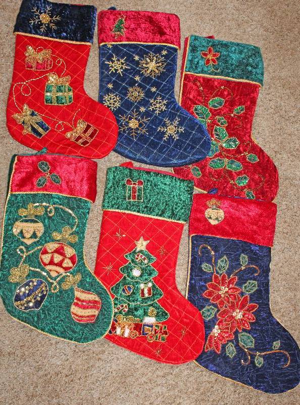 lot 9325 image: Lot of 6 Christmas Stockings - New